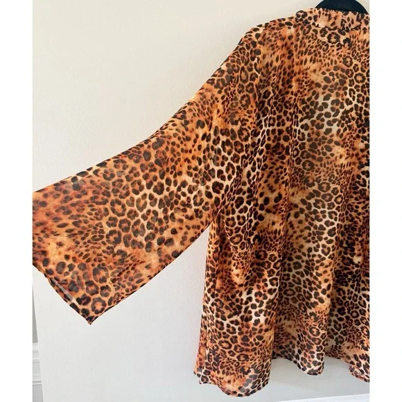 Animal Print Open Front Cardigan 1X - Picture 4 of 8